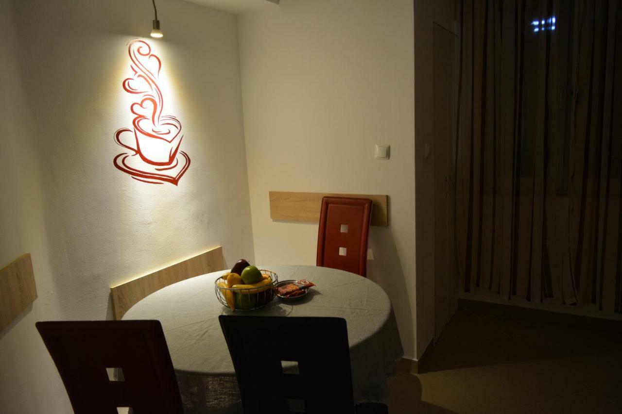 M@D Apartment Тімішоара Екстер'єр фото